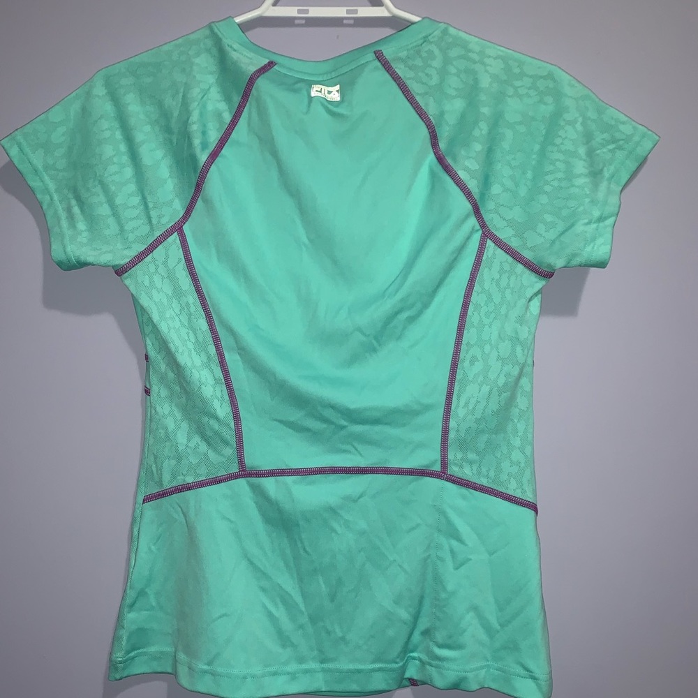 5 for $30! FILA running shirt! ๐๐ปโโ๏ธ - Picture 2 of 4
